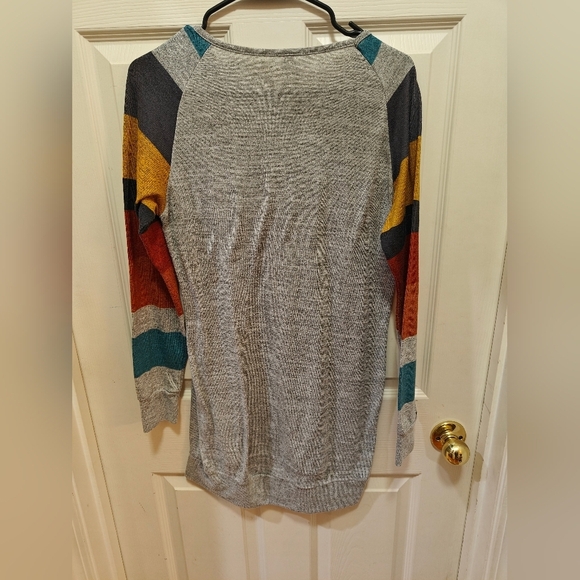 Women's top - Picture 3 of 3